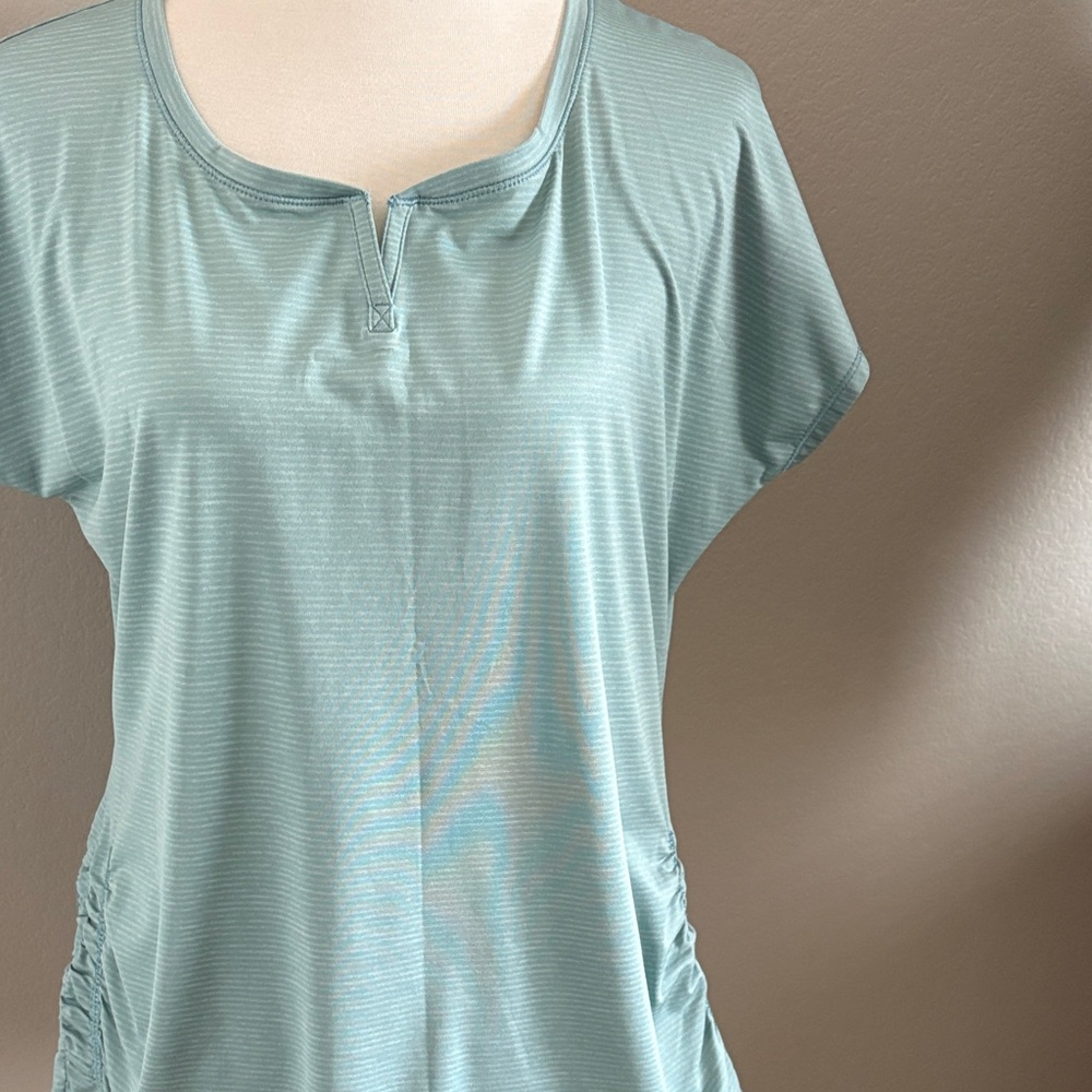 Eddie Bauer Women's Aqua Short Sleeve Top